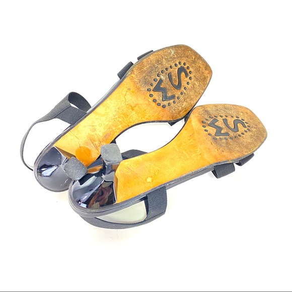 Stuart Weitzman Black Ribbon & Elastic Patent Heels - Picture 12 of 12